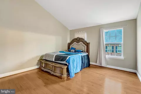 Bedroom - 4302 Potomac Highlands Cir, Triangle, VA 22172 photo 2 of 4