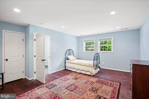 Bedroom - 19266 Mockingbird Heights Rd, Triangle, VA 22172 photo 5 of 5