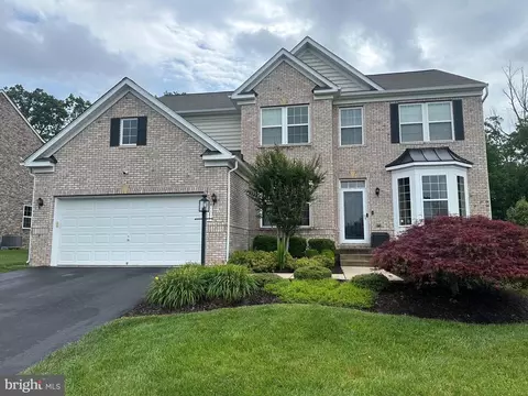 8057 Tysons Oaks Ct, Gainesville, VA 20155