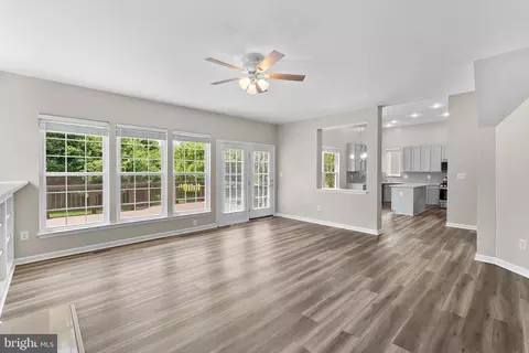 Living - 12997 Kyle Moor Pl, Bristow, VA 20136 photo 5 of 10