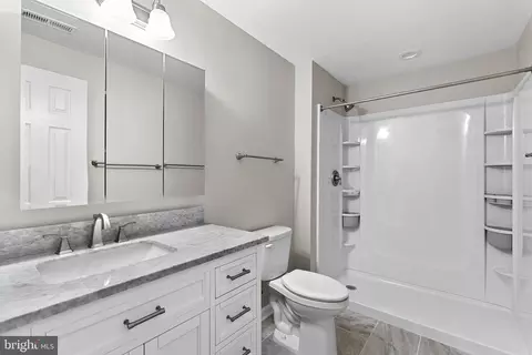Bath - 12997 Kyle Moor Pl, Bristow, VA 20136 photo 5 of 5