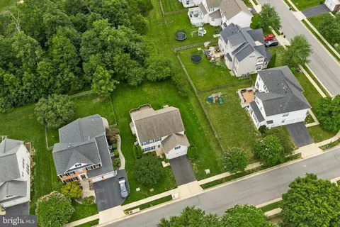 View/Area - 12997 Kyle Moor Pl, Bristow, VA 20136 photo 1 of 4