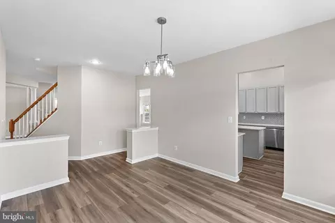 Entry Way - 12997 Kyle Moor Pl, Bristow, VA 20136 photo 3 of 7