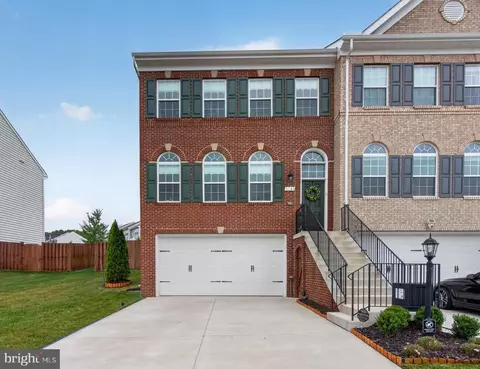 3185 Barbeque Pl, Woodbridge, VA 22193