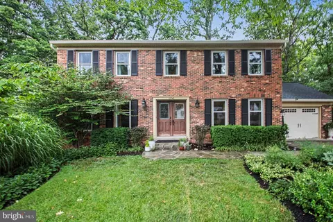 Exterior - 15745 Edgewood Dr, Dumfries, VA 22025 photo 2 of 6