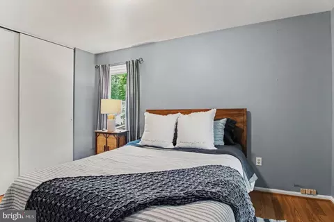 Bedroom - 15745 Edgewood Dr, Dumfries, VA 22025 photo 6 of 7