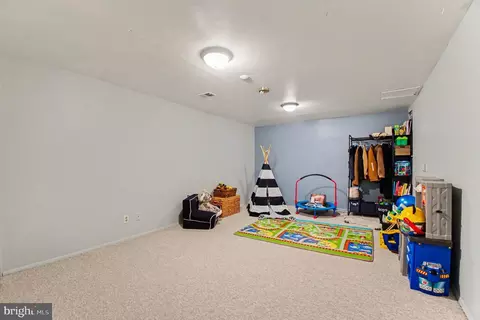 Other - 15745 Edgewood Dr, Dumfries, VA 22025 photo 4 of 10