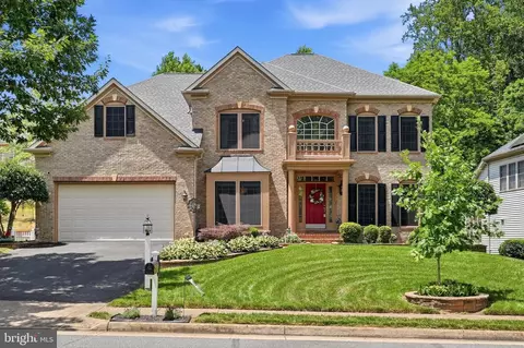 16524 Hayes Ln, Woodbridge, VA 22191
