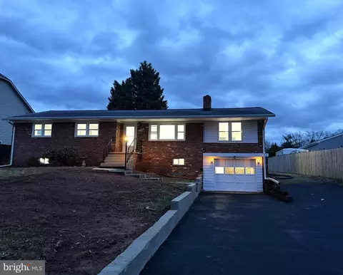 Other - 7629 Huron Dr, Gainesville, VA 20155 photo 1 of 13