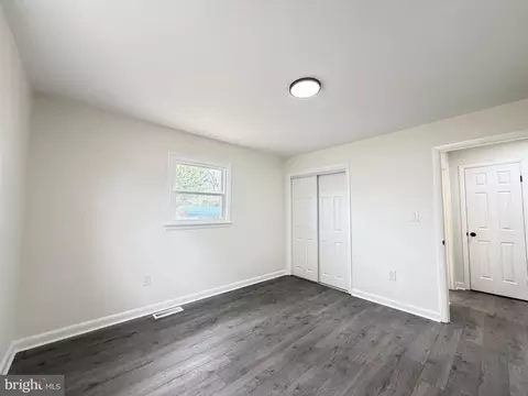 Bedroom - 7629 Huron Dr, Gainesville, VA 20155 photo 2 of 3