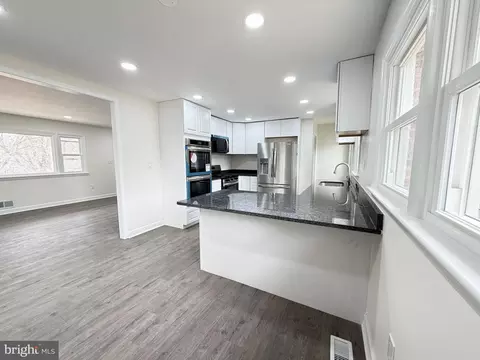 Other - 7629 Huron Dr, Gainesville, VA 20155 photo 12 of 13
