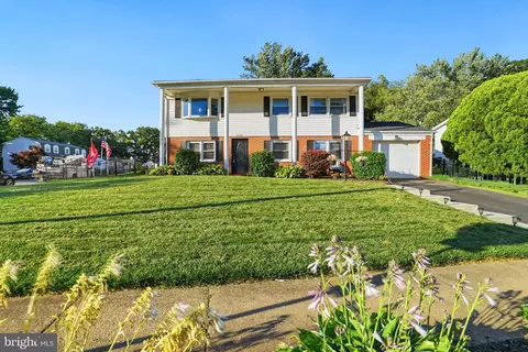 13203 Delaney Rd, Woodbridge, VA 22193