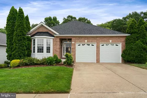 17239 Four Seasons Dr, Dumfries, VA 22025