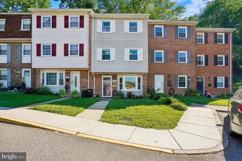 14373 Berkshire Dr, Woodbridge, VA 22193