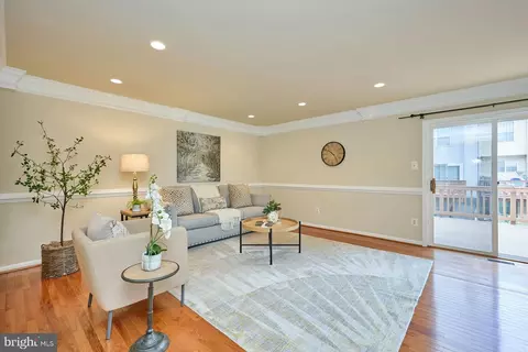 Living - 8310 Ewing Pl, Manassas, VA 20109 photo 1 of 4