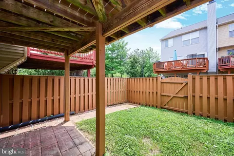 Exterior - 8310 Ewing Pl, Manassas, VA 20109 photo 4 of 5