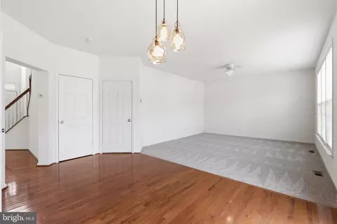 Living - 17515 Mina Ln, Dumfries, VA 22025 photo 3 of 7