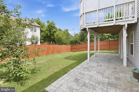 Exterior - 17515 Mina Ln, Dumfries, VA 22025 photo 5 of 6