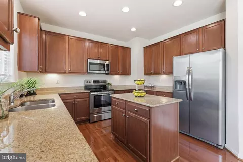 Kitchen - 17515 Mina Ln, Dumfries, VA 22025 photo 1 of 3