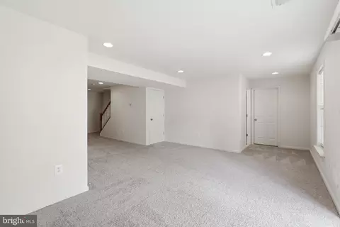 Living - 17515 Mina Ln, Dumfries, VA 22025 photo 7 of 7