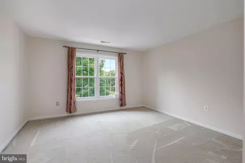 Bedroom - 3364 Logstone Dr, Triangle, VA 22172 photo 5 of 6