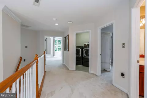 Entry Way - 3364 Logstone Dr, Triangle, VA 22172 photo 6 of 7