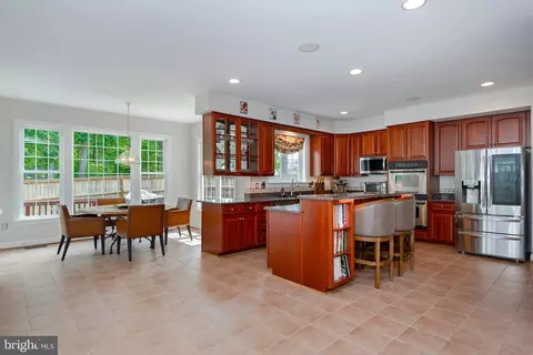 Kitchen - 3364 Logstone Dr, Triangle, VA 22172 photo 1 of 7