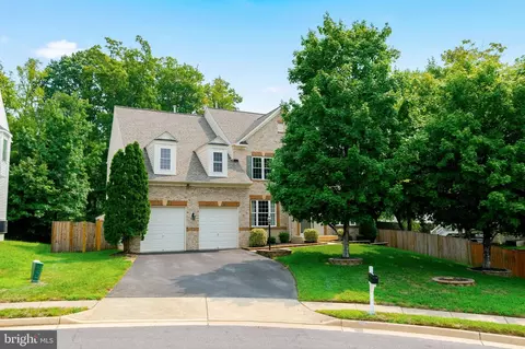 Exterior - 3364 Logstone Dr, Triangle, VA 22172 photo 4 of 12