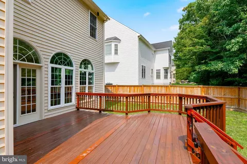 Exterior - 3364 Logstone Dr, Triangle, VA 22172 photo 11 of 12
