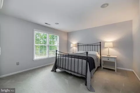 Bedroom - 3364 Logstone Dr, Triangle, VA 22172 photo 3 of 6