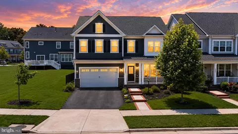 18267 Thunderbolt Rd, Dumfries, VA 22026