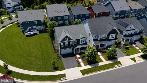 View/Area - 18267 Thunderbolt Rd, Dumfries, VA 22026 photo 2 of 3