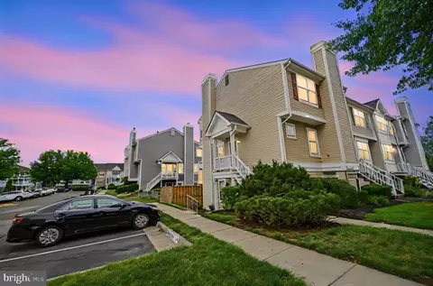 11021 Sentry Ridge Rd, Manassas, VA 20109