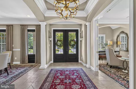 Entry Way - 8351 Roxborough Loop, Gainesville, VA 20155 photo 2 of 14