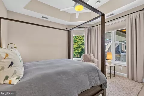 Bedroom - 8351 Roxborough Loop, Gainesville, VA 20155 photo 10 of 14