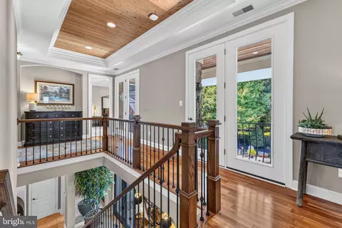 Entry Way - 8351 Roxborough Loop, Gainesville, VA 20155 photo 10 of 14