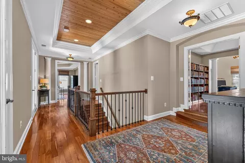 Entry Way - 8351 Roxborough Loop, Gainesville, VA 20155 photo 12 of 14