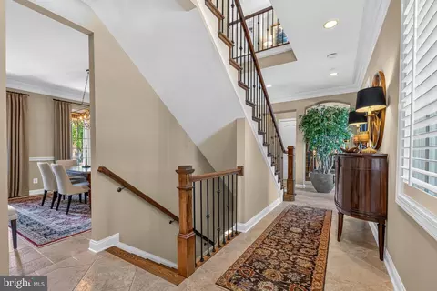 Entry Way - 8351 Roxborough Loop, Gainesville, VA 20155 photo 5 of 14