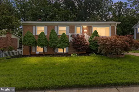 4209 Evergreen Dr, Woodbridge, VA 22193
