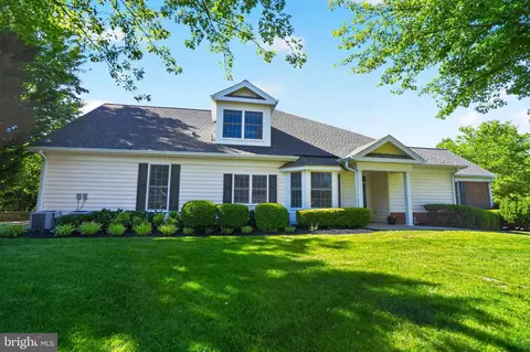 5134 Curran Creek Dr, Haymarket, VA 20169