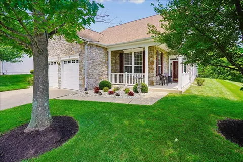 17021 Four Seasons Dr, Dumfries, VA 22025