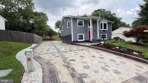 12905 Kenmar Dr, Woodbridge, VA 22193
