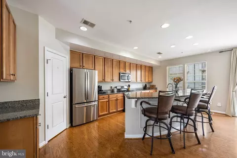 7844 Cedar Branch Dr, Gainesville, VA 20155