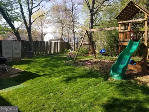 10102 Henry Ct, Manassas, VA 20109