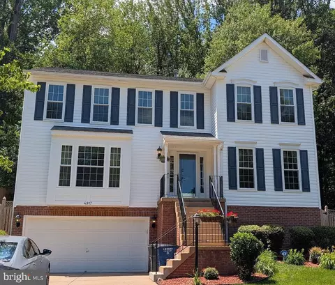 4917 Frishman Ct, Woodbridge, VA 22193