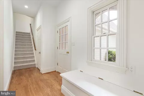 Entry Way - 14915 Alpine Bay Loop, Gainesville, VA 20155 photo 1 of 11