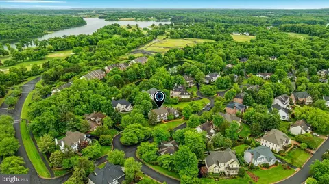 View/Area - 14915 Alpine Bay Loop, Gainesville, VA 20155 photo 4 of 10