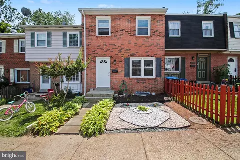 14658 Bakersfield St, Woodbridge, VA 22193