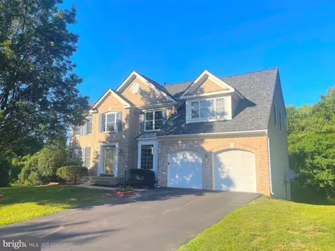 17090 Anns Brook Ct, Woodbridge, VA 22191