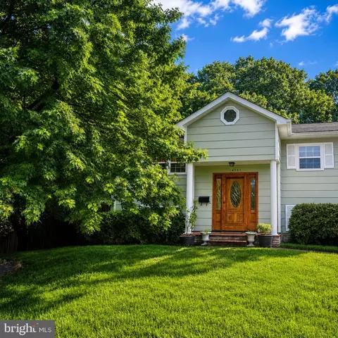 14307 Fairview Ln, Woodbridge, VA 22193